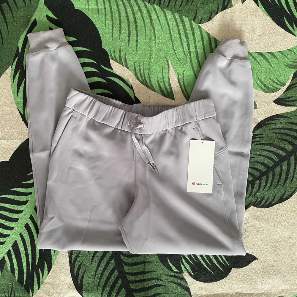 lululemon on the fly jogger